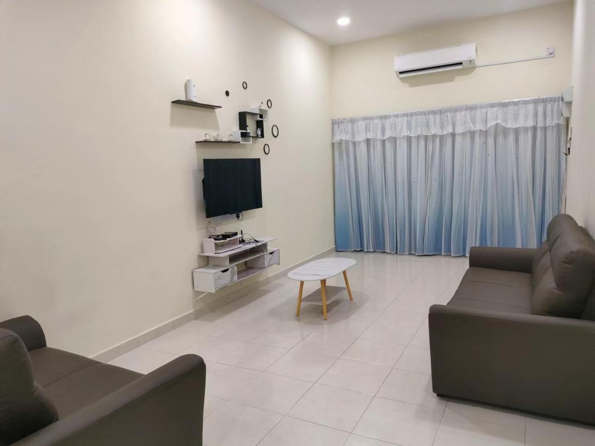 My Homestay Sitiawan - Astronaut Space House 8 Pax Exterior photo